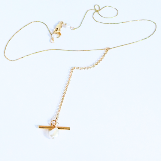 Genovia Lariat